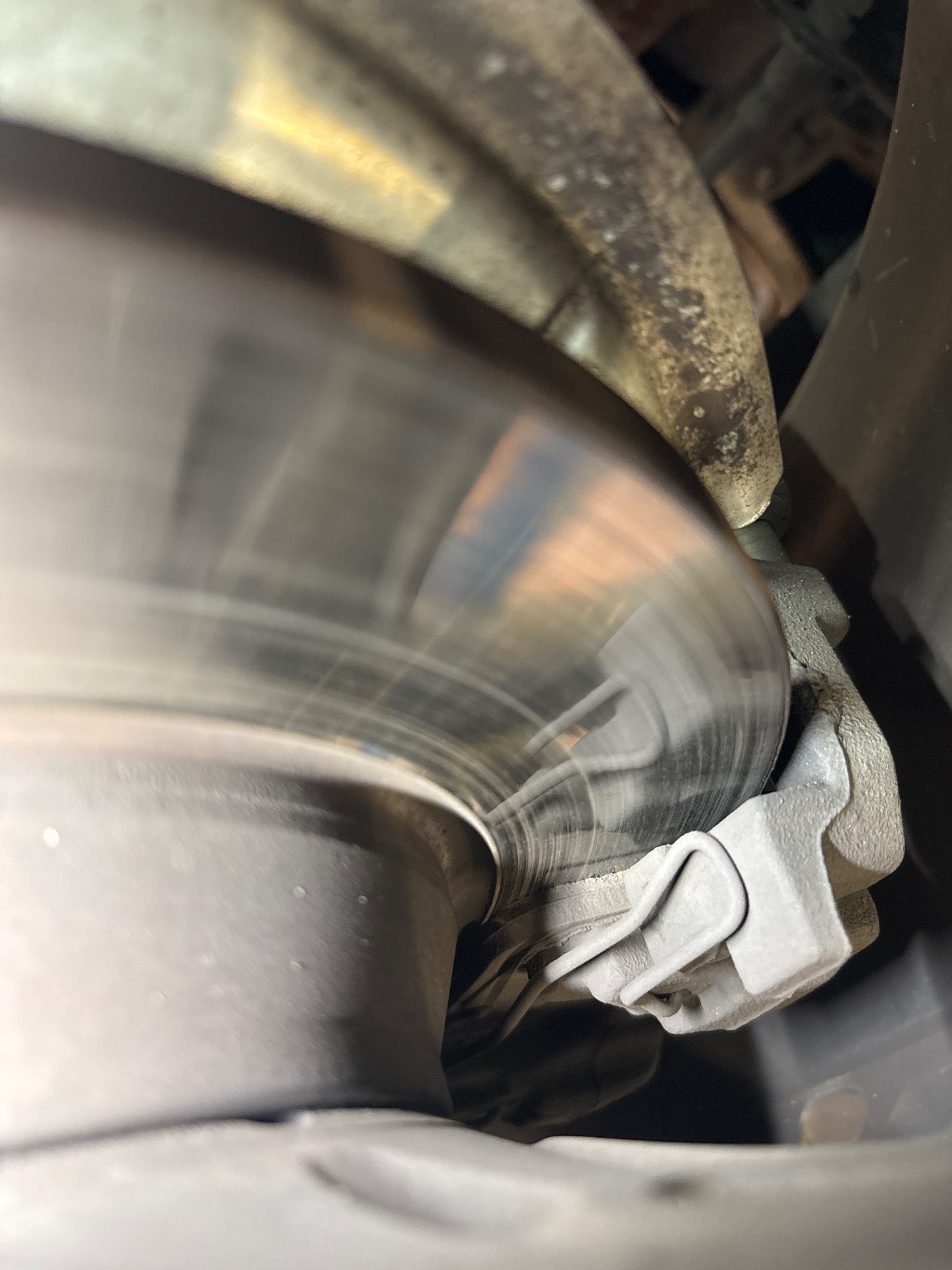 Klocki hamulcowe na tylnej osi - FORD FOCUS IV